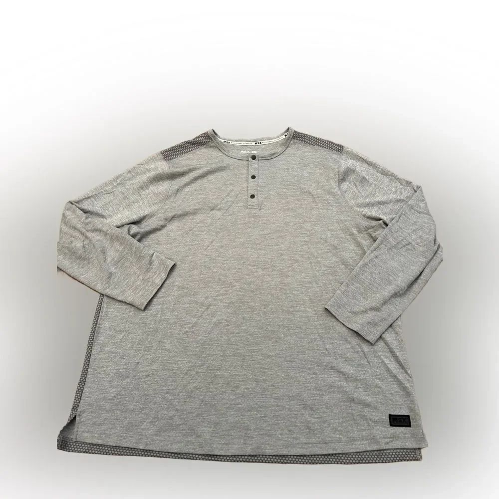 MSX Michael Strahan Henley Tshirt
